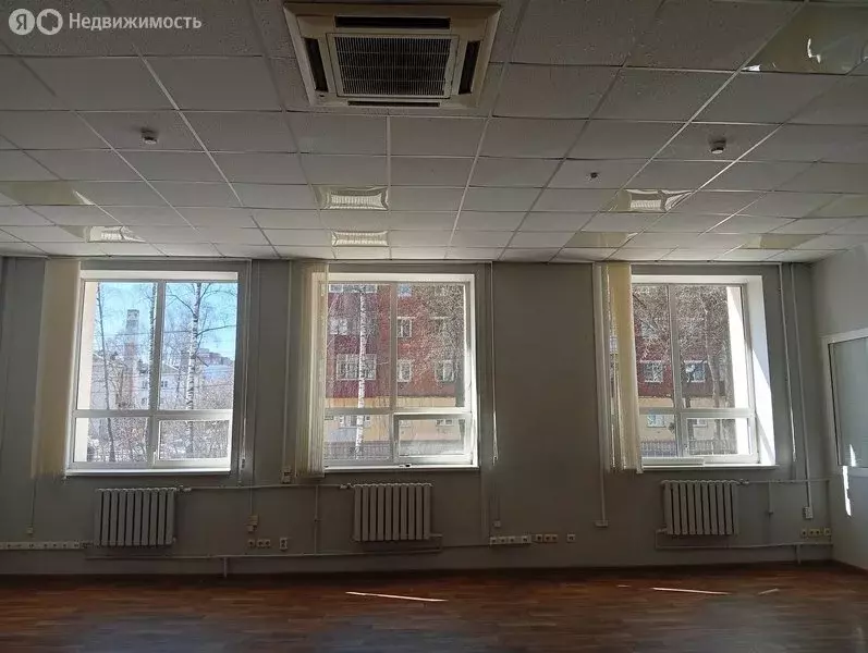 Торговая площадь (75.7 м) - Фото 2