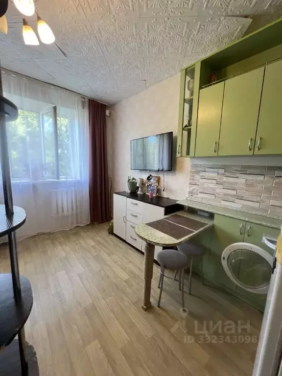Комната Псковская область, Псков ул. Ижорского Батальона, 5а (12.9 м) - Фото 2