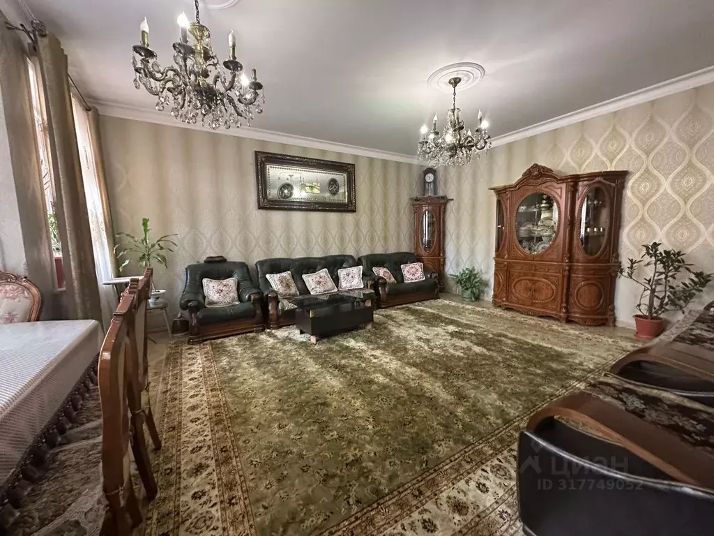 Дом в Дагестан, Махачкала ул. Перова, 13 (500 м) - Фото 0