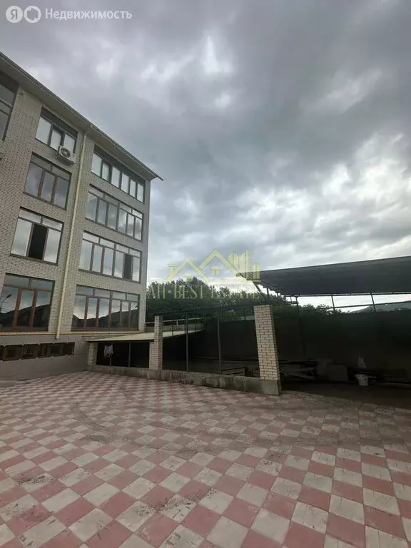 3-комнатная квартира: Владикавказ, улица Казбека Касаева, 20 (92 м) - Фото 2