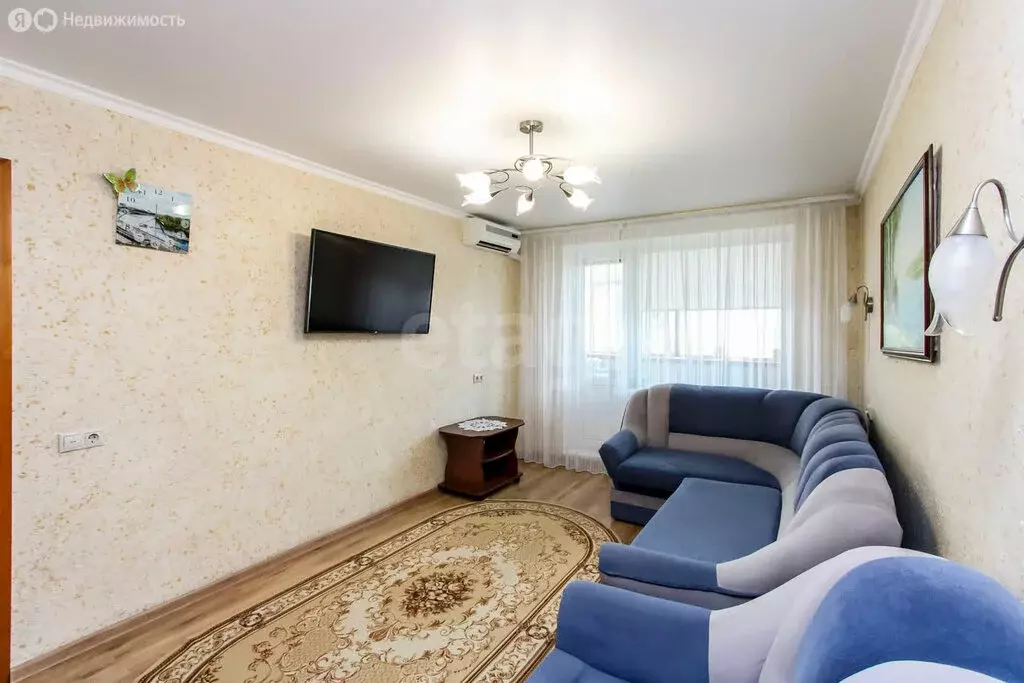 2-комнатная квартира: Тюмень, улица Газовиков, 25 (50.3 м) - Фото 1