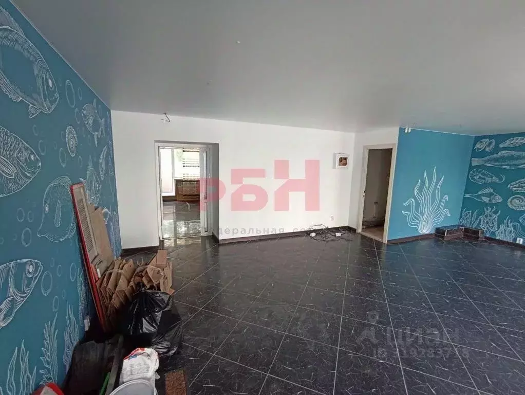 Торговая площадь в Курганская область, Курган ул. Красина, 27 (78 м) - Фото 1