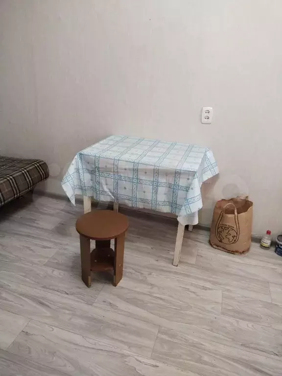 1-к. квартира, 28 м, 1/5 эт. - Фото 0