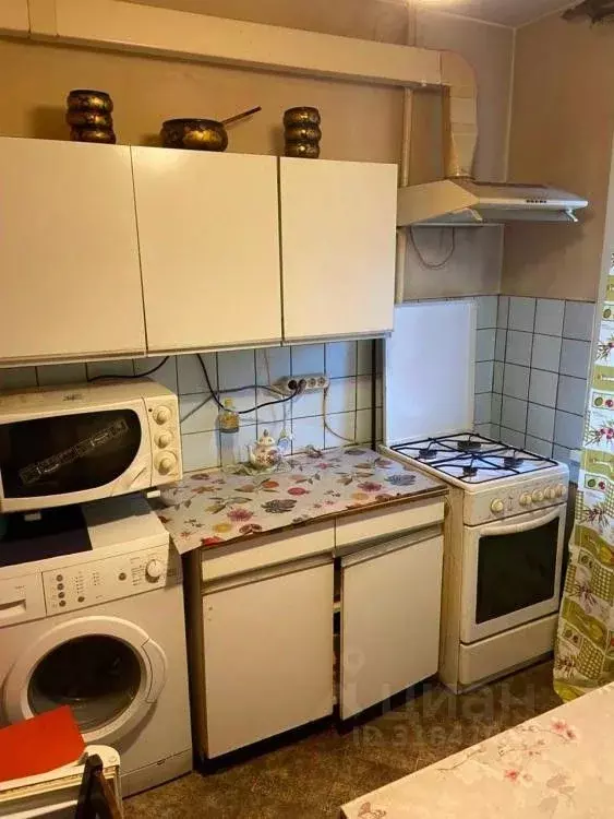 3-к кв. Свердловская область, Екатеринбург ул. Крауля, 6 (65.6 м) - Фото 0