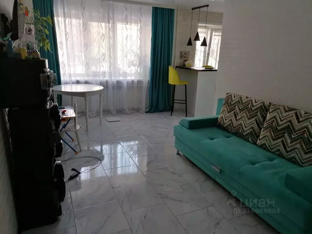 3-к кв. Оренбургская область, Орск Новый город мкр, ул. Ленинского ... - Фото 2