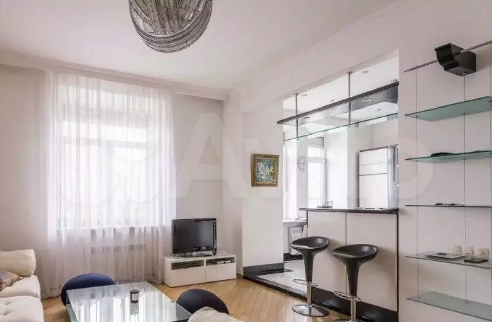 2-к. квартира, 65 м, 4/7 эт. - Фото 0