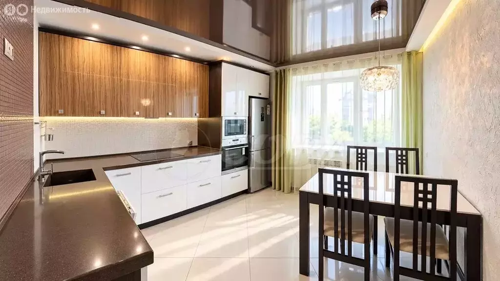 2-комнатная квартира: Тюмень, Олимпийская улица, 9/3 (64 м) - Фото 2