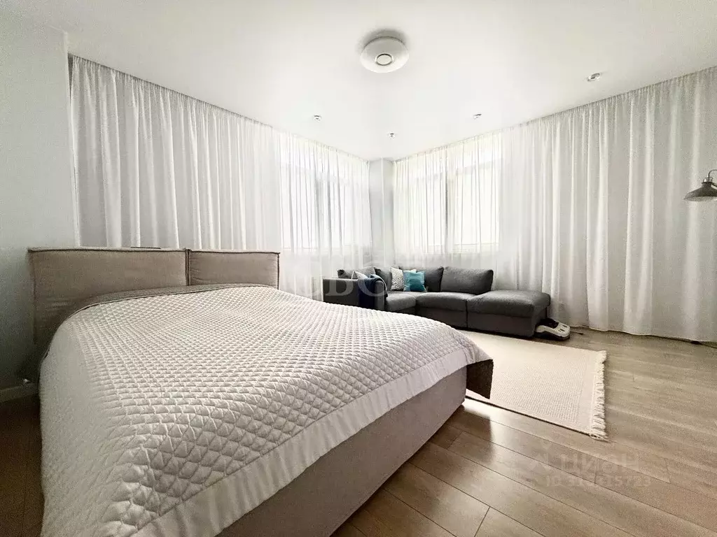 2-к кв. Красноярский край, Красноярск ул. Авиаторов, 45 (71.0 м) - Фото 2