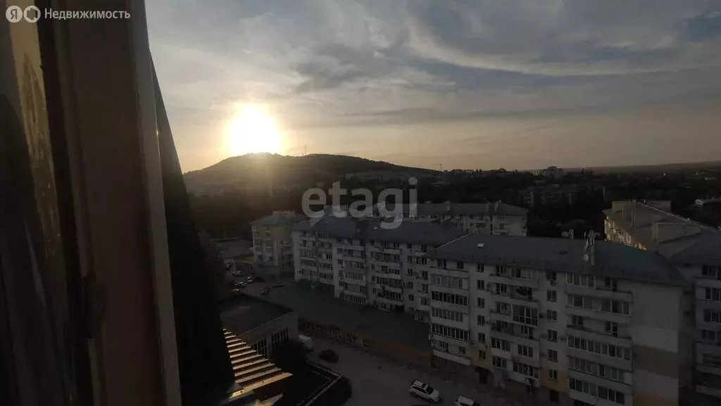 2-комнатная квартира: Феодосия, Симферопольское шоссе, 24Е (63.1 м) - Фото 2