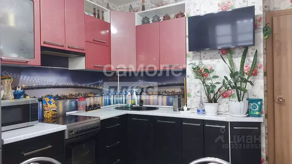 2-к кв. Курская область, Курск просп. Вячеслава Клыкова, 79 (58.0 м) - Фото 1