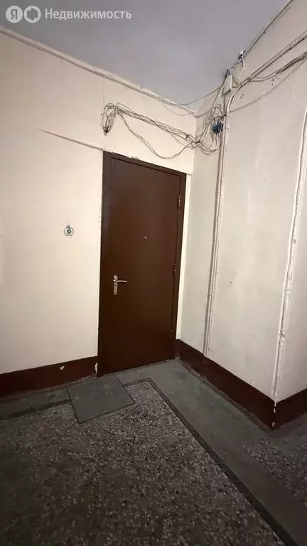 1к в 5-комнатной квартире (29.7 м) - Фото 0