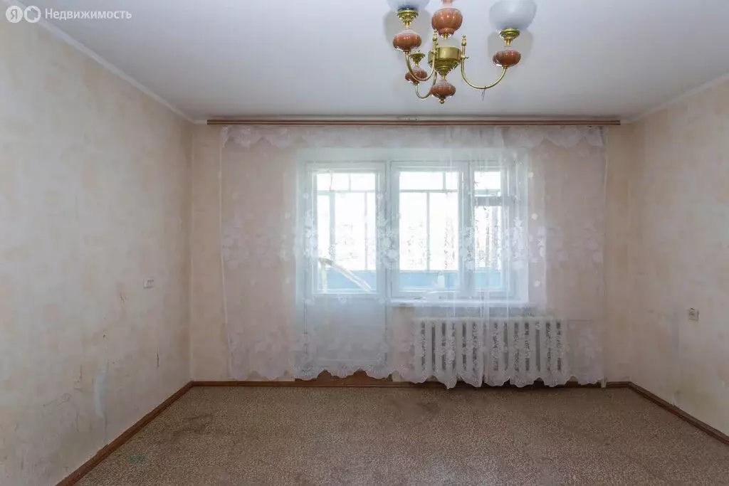 4-комнатная квартира: Тобольск, 7-й микрорайон, 10 (80 м) - Фото 0
