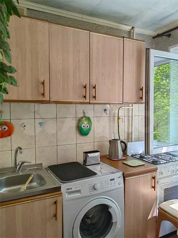 2-к. квартира, 43 м, 3/9 эт. - Фото 0