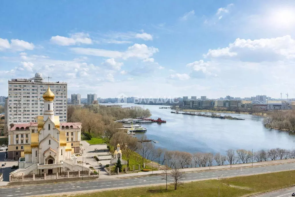 Продается 1-комнатная квартира - Фото 1