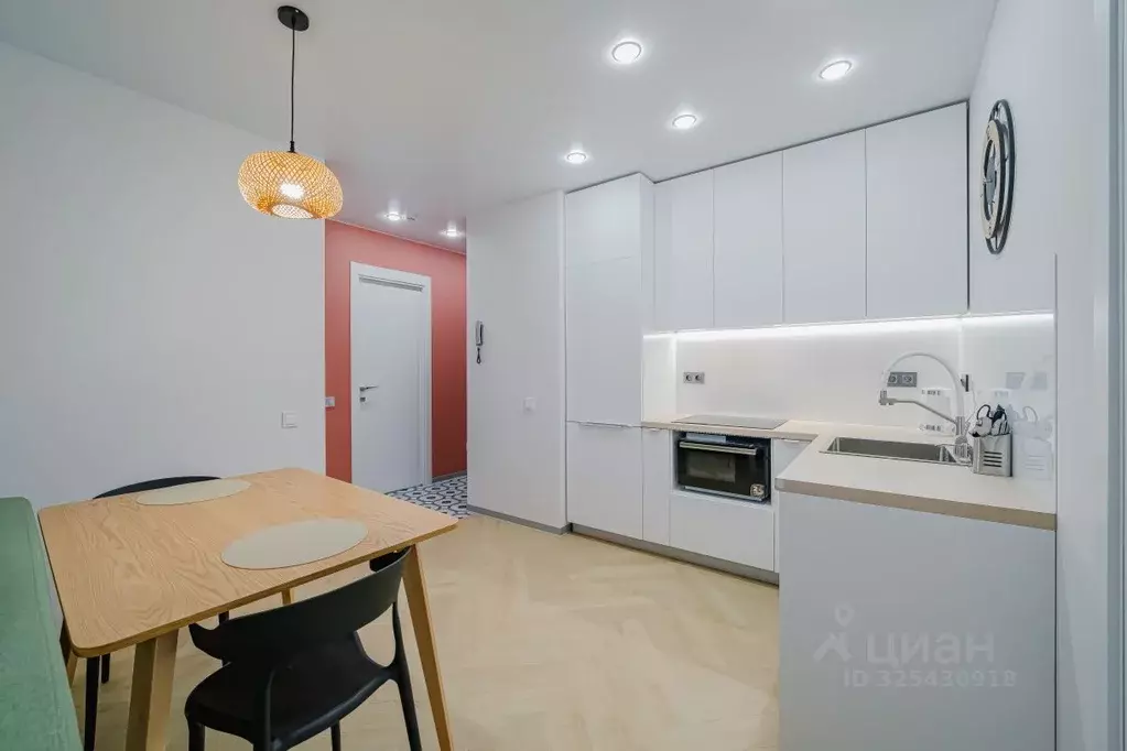 2-к кв. Свердловская область, Екатеринбург ул. Машинная, 4 (55.0 м) - Фото 2