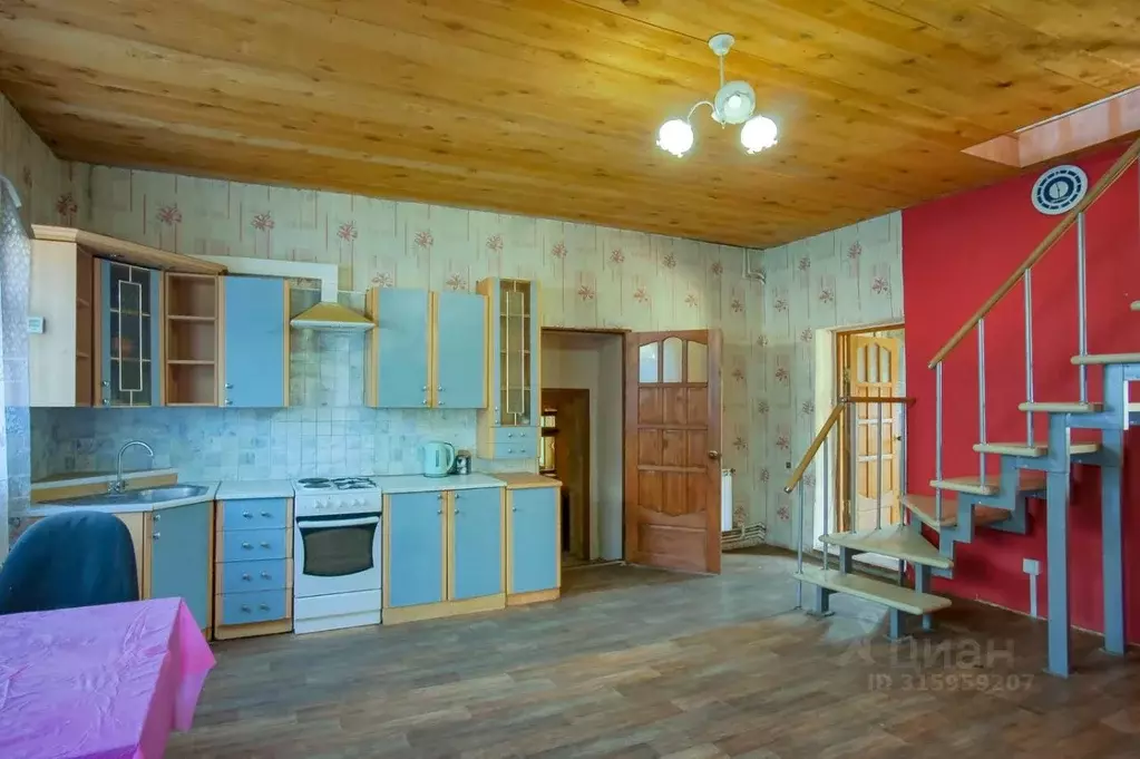 Дом в Свердловская область, Екатеринбург ул. Придорожная, 2 (154 м) - Фото 1