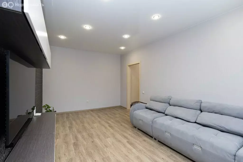 2-комнатная квартира: село Чигири, Алексеевская улица, 4 (60 м) - Фото 1