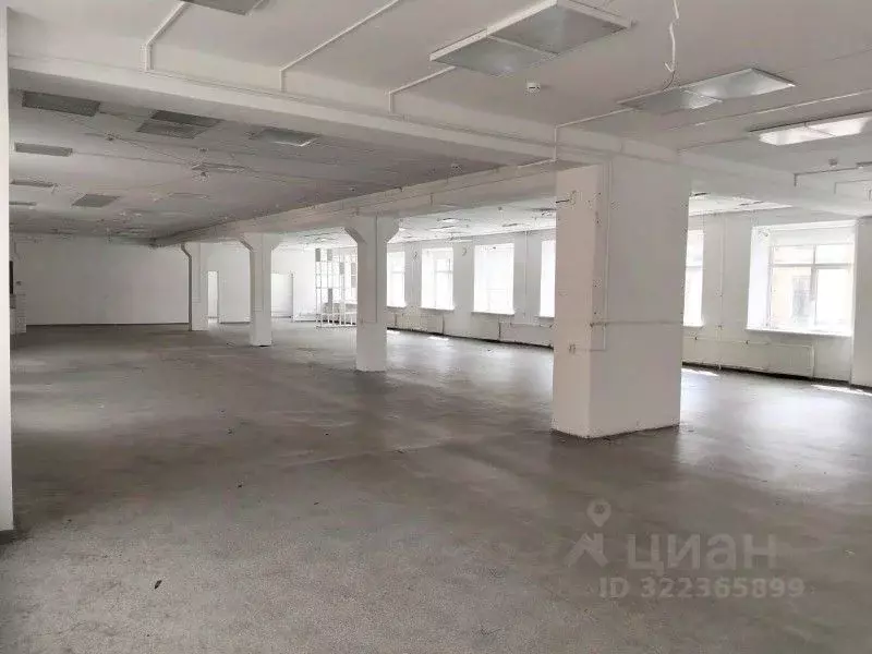 Торговая площадь в Санкт-Петербург Дегтярная ул., 5-7 (426 м) - Фото 1