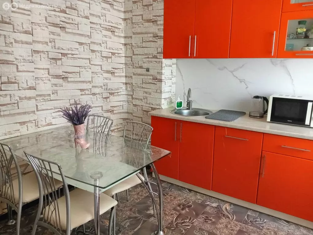 2-комнатная квартира: Ростов-на-Дону, Таганрогская улица, 120к1 (56 м) - Фото 1