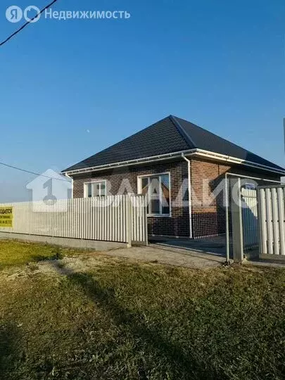 Дом в Ейск, улица А. Голицина (67 м) - Фото 2