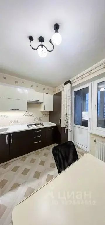 2-к кв. Белгородская область, Белгород ул. Есенина, 54 (50.2 м) - Фото 2