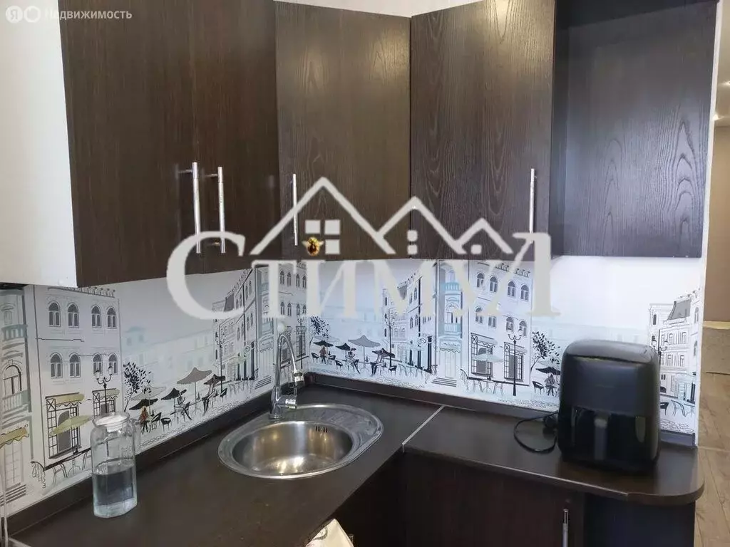 3-комнатная квартира: Черногорск, улица Калинина, 25 (61.3 м) - Фото 1