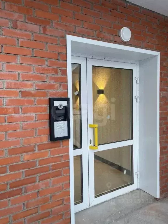 3-к кв. Бурятия, Улан-Удэ 102-й мкр, ул. Ринчино, 39к1 (71.1 м) - Фото 1