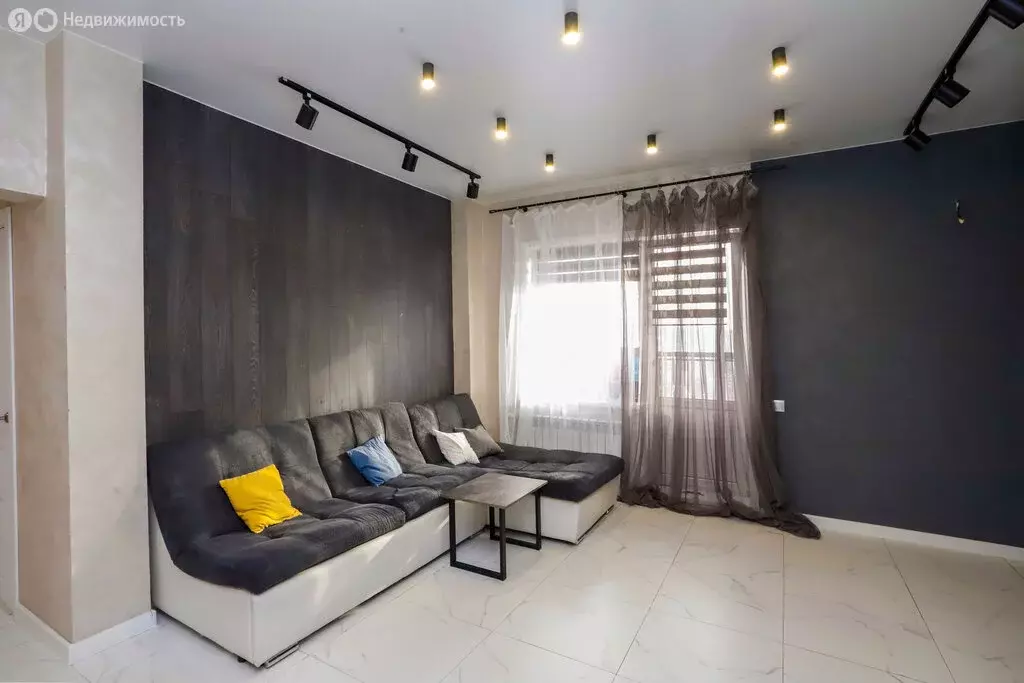 3-комнатная квартира: Иркутск, улица Мухиной, 17/1 (67 м) - Фото 1