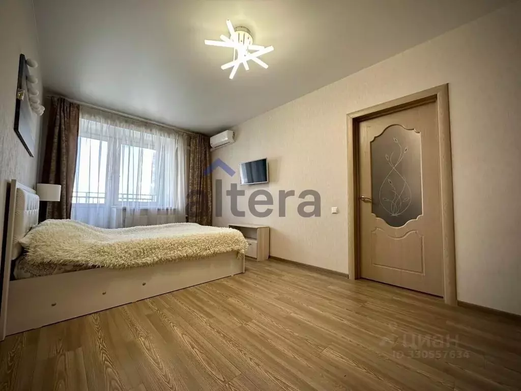 1-к кв. Татарстан, Казань ул. Рауиса Гареева, 96 (35.0 м) - Фото 2