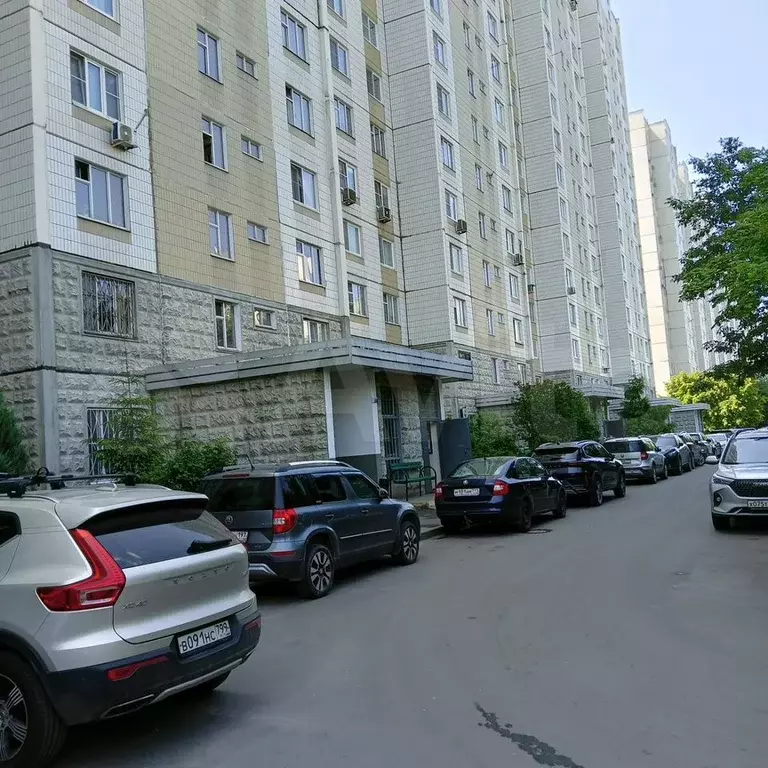 1-к. квартира, 38 м, 3/17 эт. - Фото 1