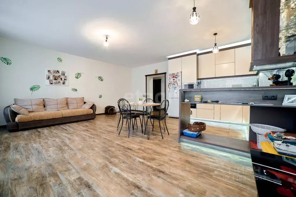 3-к кв. Томская область, Томск Спортивный пер., 7 (111.6 м) - Фото 1