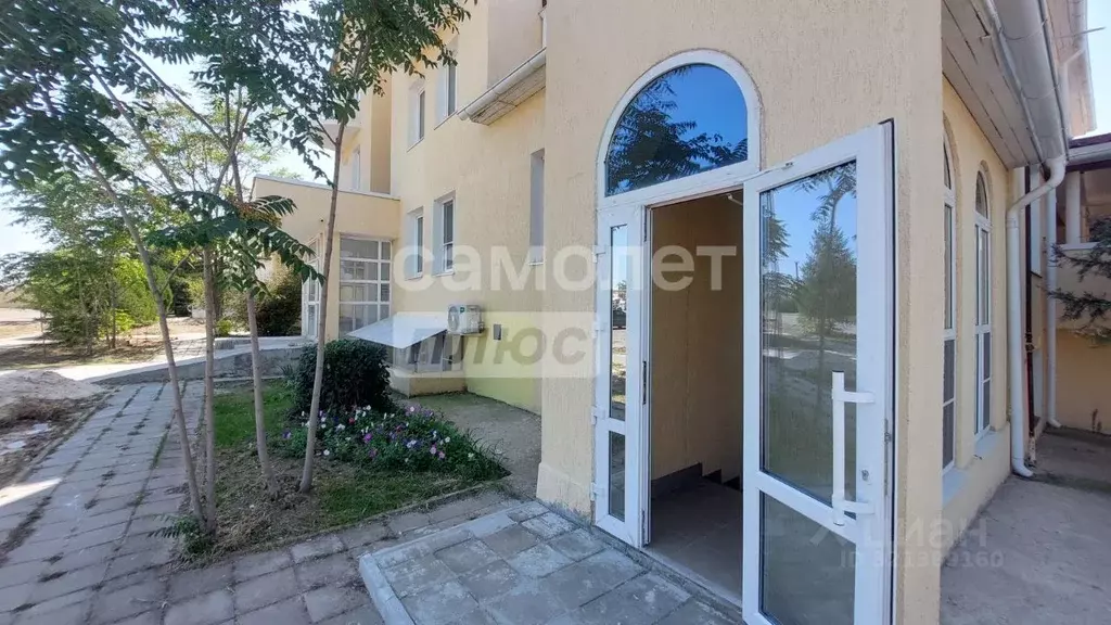 Офис в Калмыкия, Элиста Сити-Чесс кв-л, 8/1 (88 м) - Фото 2