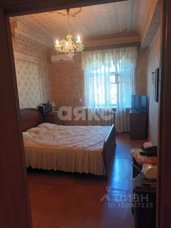 2-к кв. Адыгея, Майкоп Краснооктябрьская ул. (61.8 м) - Фото 1