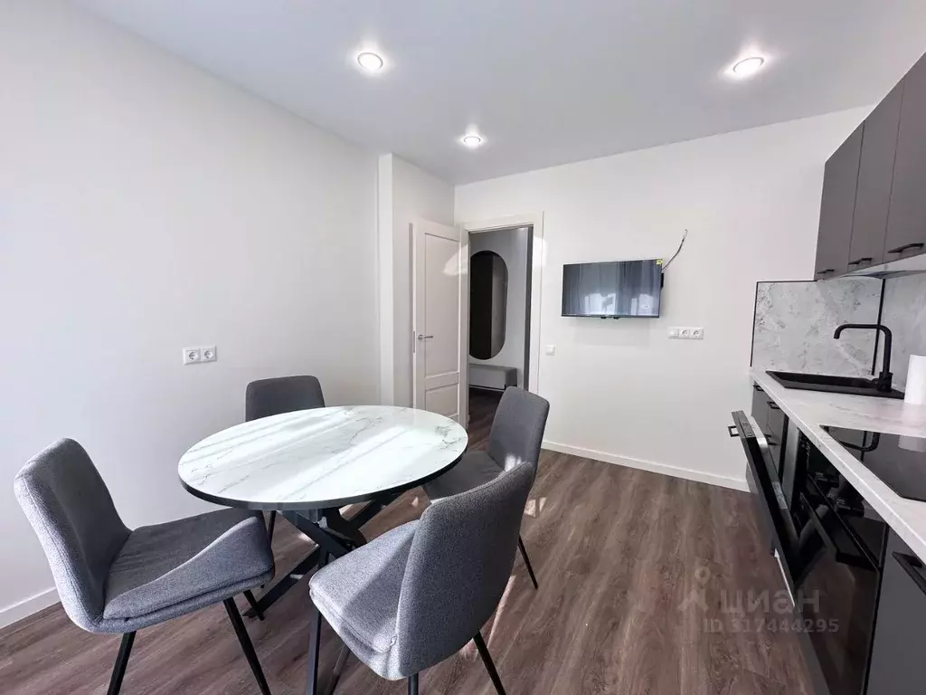 2-к кв. Москва 6-я Радиальная ул., 7/1к1 (70.0 м) - Фото 1