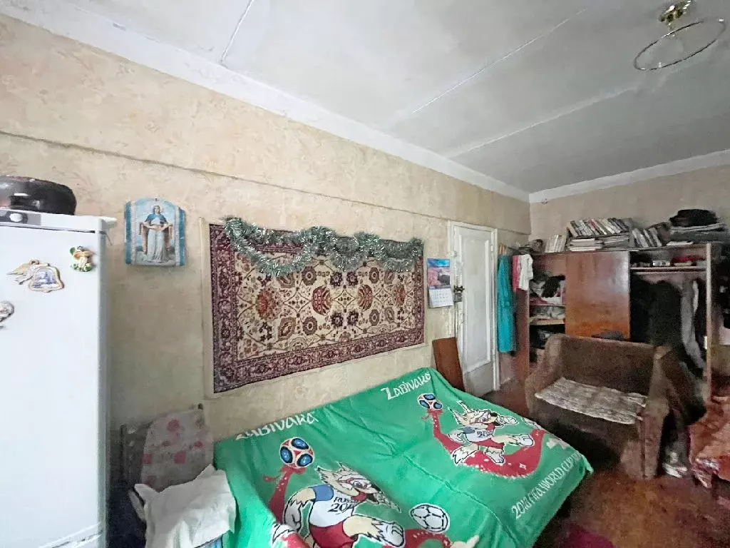 Продается комната в 3-комнатной квартире - Фото 1