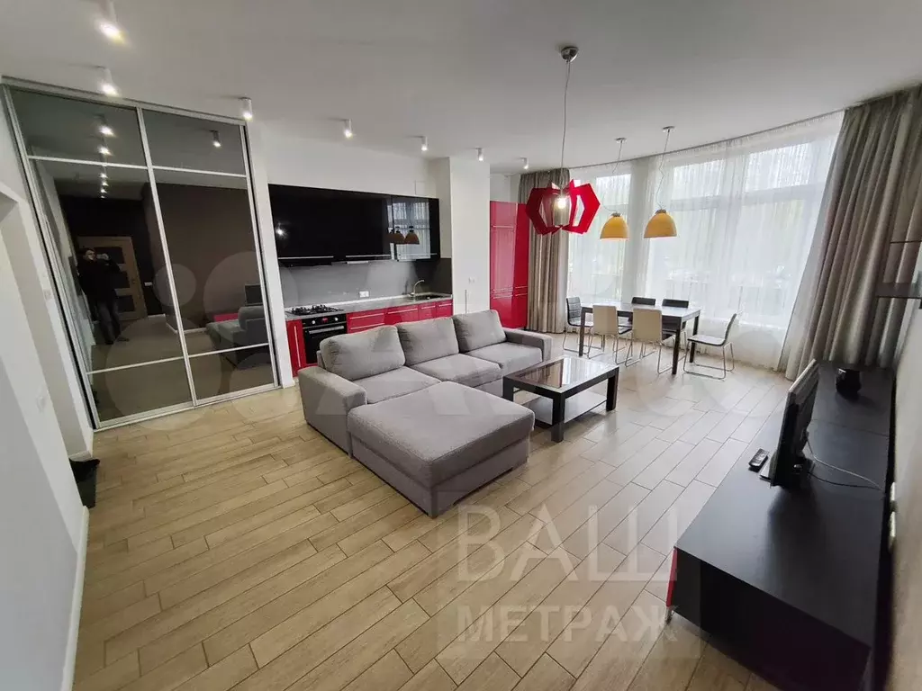 3-к. квартира, 100 м, 1/14 эт. - Фото 0
