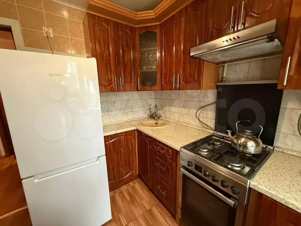 1-к. квартира, 31,9 м, 4/4 эт. - Фото 0