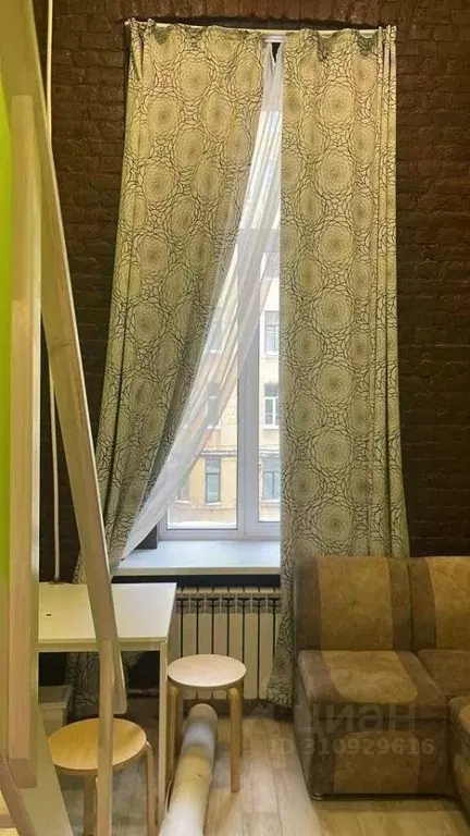 Студия Санкт-Петербург Каменноостровский просп., 56 (20.0 м) - Фото 0