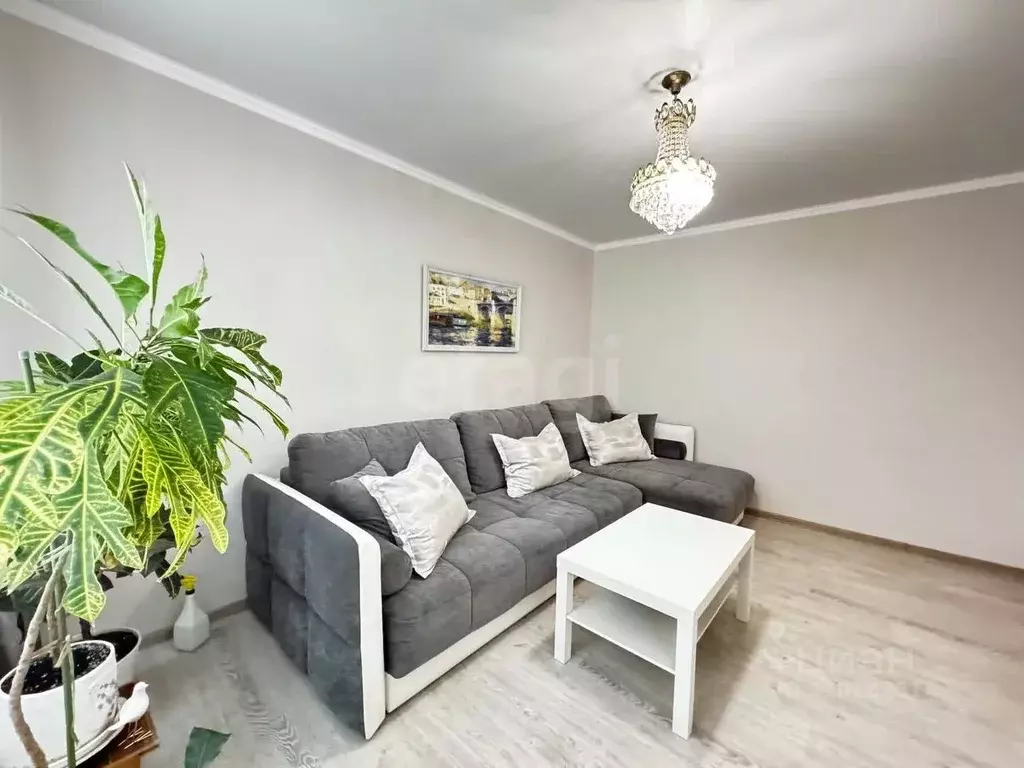 3-к кв. Карачаево-Черкесия, Черкесск Кооперативная ул., 19 (60.7 м) - Фото 0