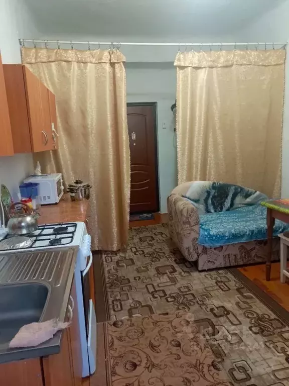 1-к кв. Крым, Симферополь ул. Батурина, 3 (30.0 м) - Фото 2