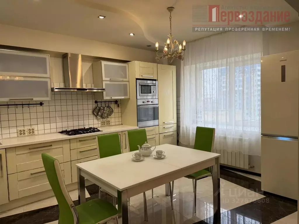 3-к кв. Астраханская область, Астрахань ул. Менжинского, 2к2 (119.0 м) - Фото 1