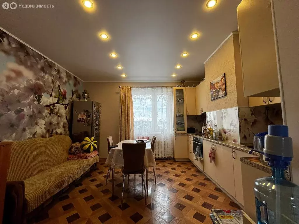 2-комнатная квартира: Сыктывкар, улица Мира, 45 (64.5 м) - Фото 1