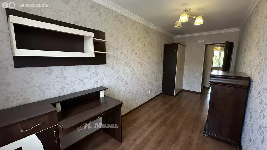 3-комнатная квартира: Евпатория, улица Фрунзе, 69 (56 м) - Фото 1