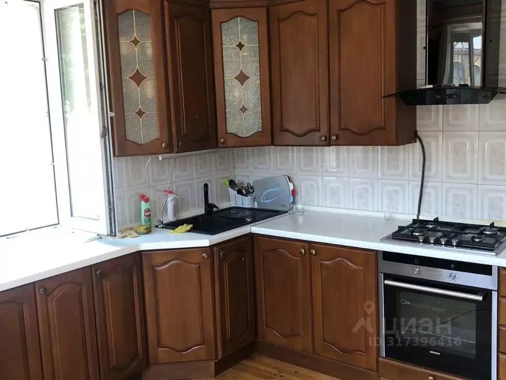 Дом в Крым, Симферополь ул. Зенитная (120 м) - Фото 1