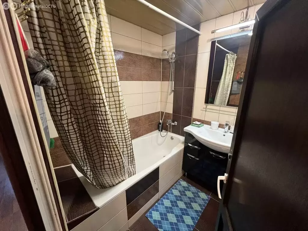 2-комнатная квартира: Сочи, микрорайон Мамайка, Крымская улица, 34 ... - Фото 1