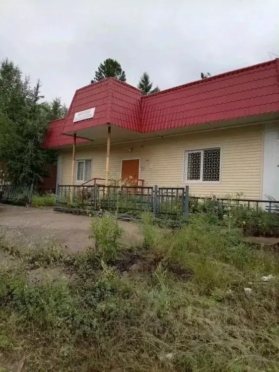 Торговая площадь в Саха (Якутия), Ленск ул. Сунтарских Строителей, 1 ... - Фото 1
