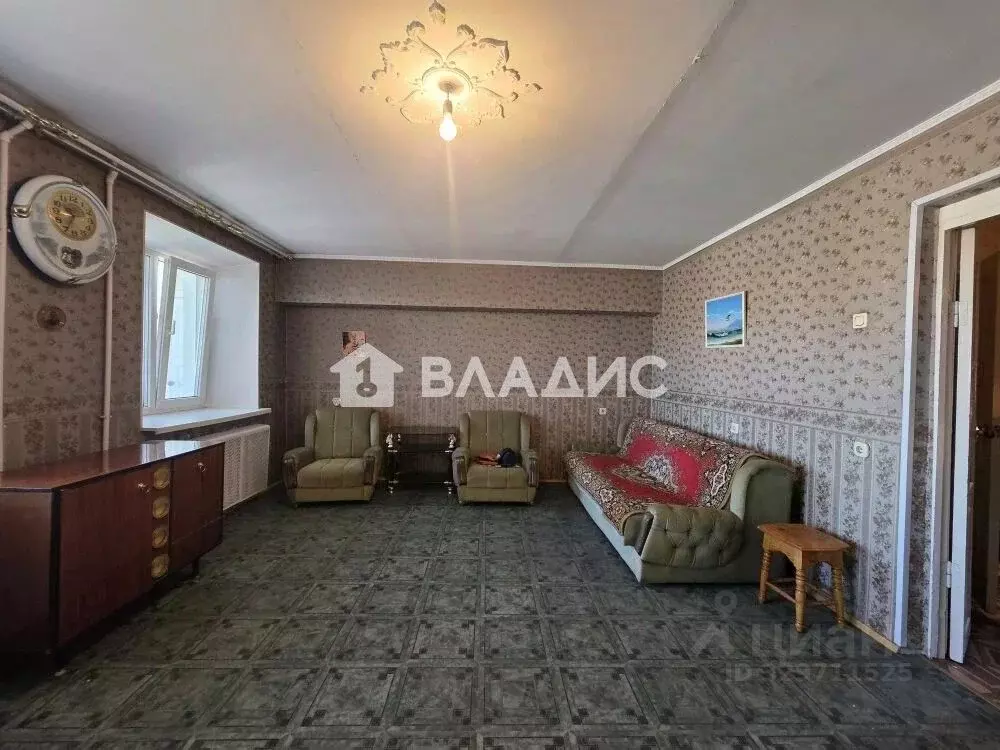 2-к кв. Бурятия, Улан-Удэ ул. Терешковой, 7А (68.1 м) - Фото 1