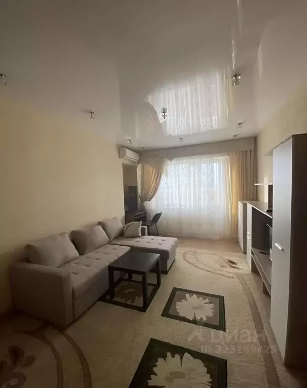 2-к кв. Кемеровская область, Новокузнецк Запорожская ул., 77 (70.0 м) - Фото 1