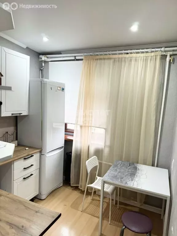 1-комнатная квартира: Астрахань, проспект Бумажников, 6 (32 м) - Фото 1