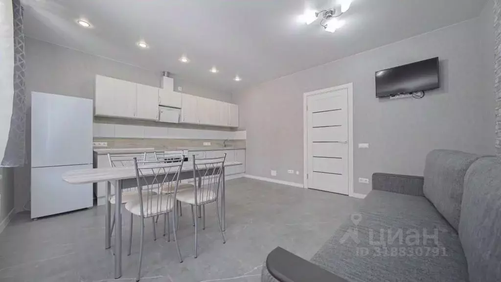 1-к кв. Московская область, Наро-Фоминск пл. Свободы, 4 (68.0 м) - Фото 2